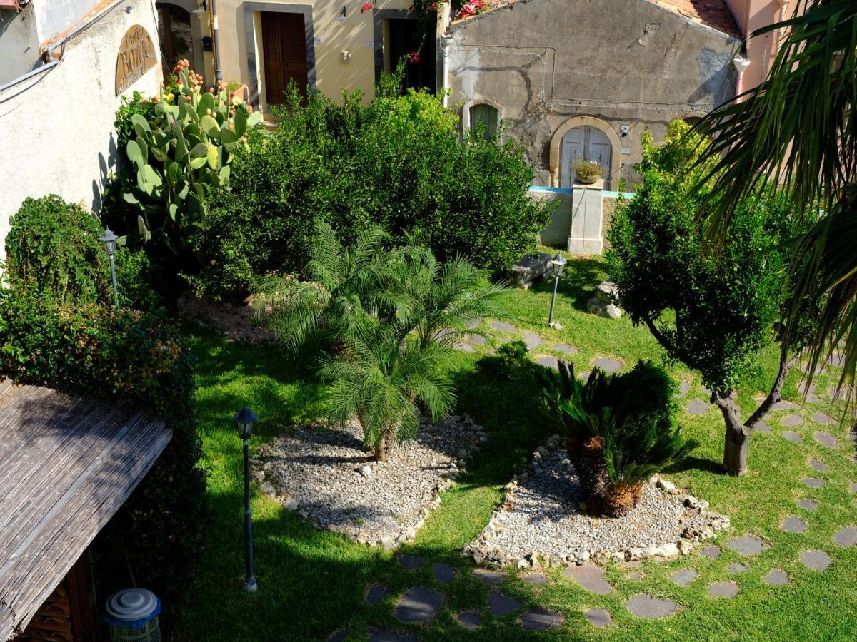L'Antico Borgo Bed & Breakfast Milazzo Exterior photo
