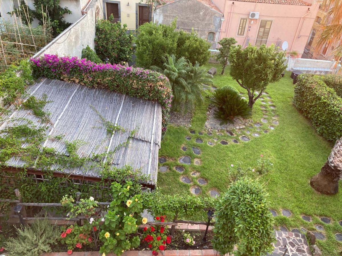 L'Antico Borgo Bed & Breakfast Milazzo Exterior photo