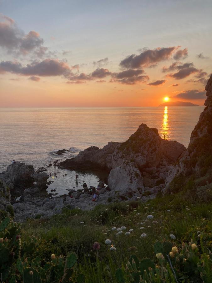 L'Antico Borgo Bed & Breakfast Milazzo Exterior photo