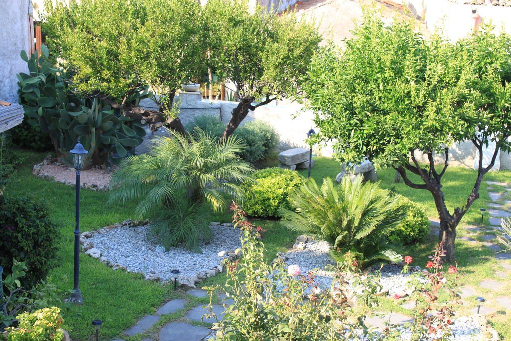 L'Antico Borgo Bed & Breakfast Milazzo Exterior photo