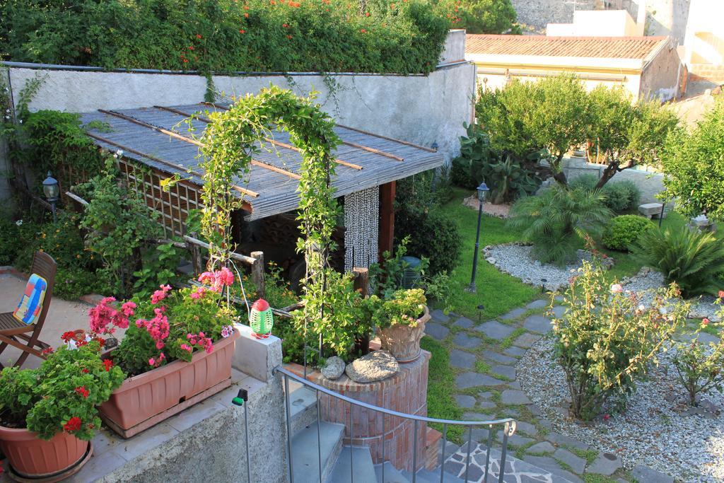 L'Antico Borgo Bed & Breakfast Milazzo Exterior photo